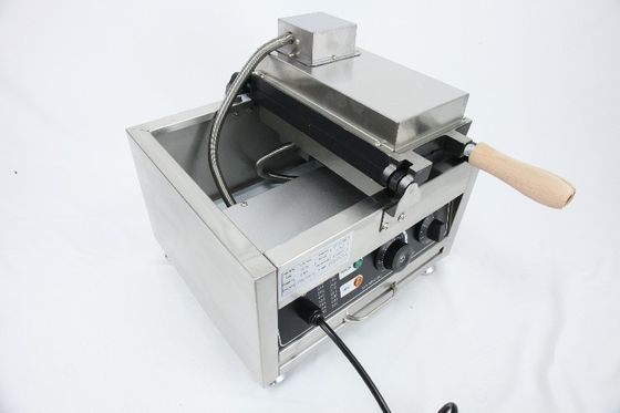 AM-C121 商業用電動型 粘りしないワッフルメーカー 模具用 1 穴サイズ 40*35*20mm