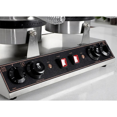 ホテルの必需品 2400W 商用焼肉器 アイスクリームコーンマシン ワッフルコーンメーカー